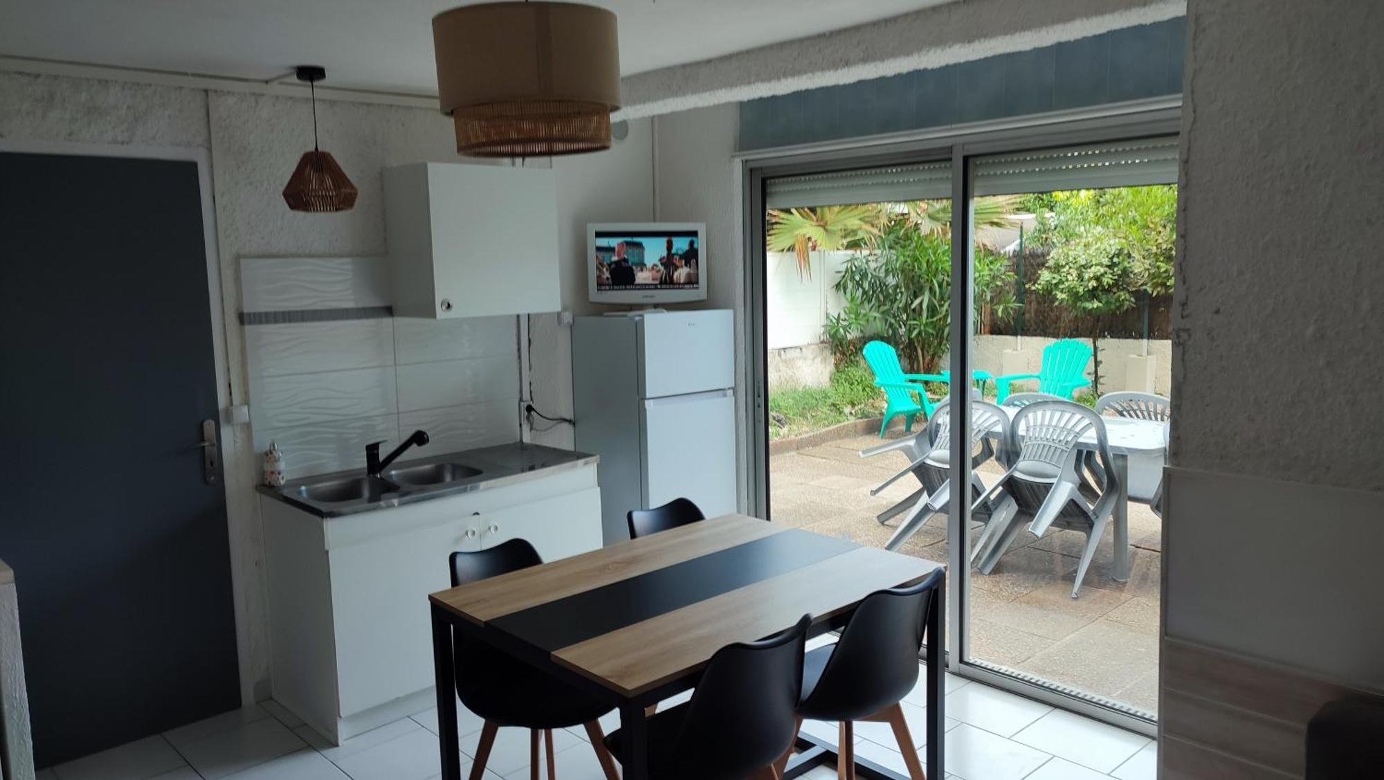 T2 Rdc Avec Jardin, Cap D'Agde, Secteur Falaise, 100 M Plage, Clim, Wifi, Parking Luaran gambar